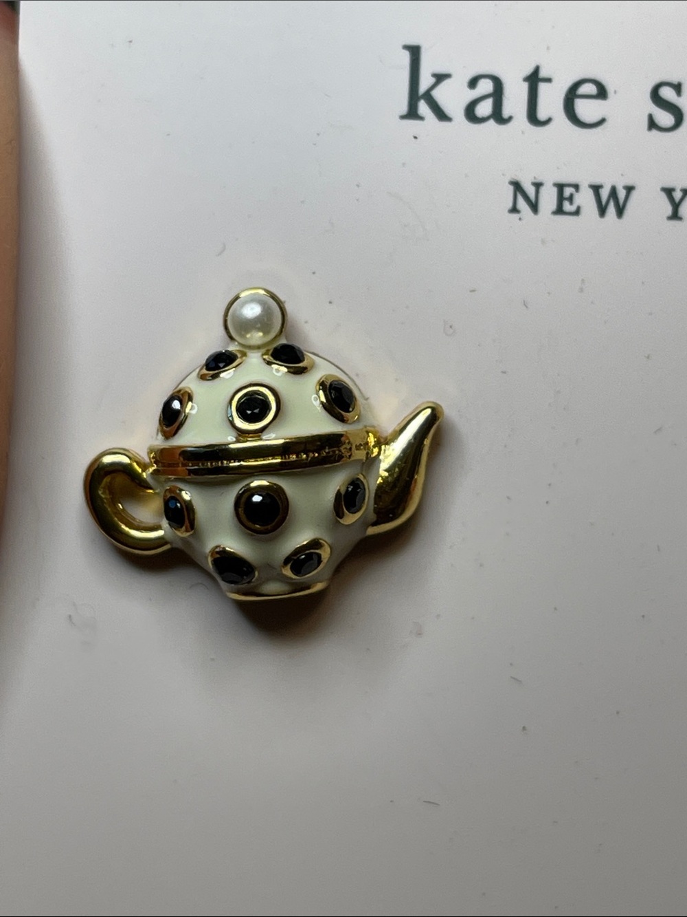 Kate Spade Alice in Wonderland "Tea Time" Stud Earrings - NWT - Picture 6 of 7